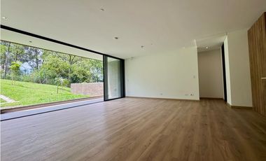 Vendo apartamento para estrenar en Las palmas. El poblado