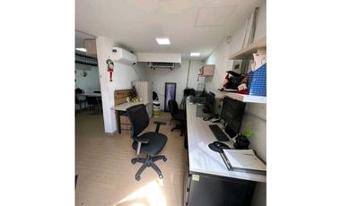 Se vende local comercial. Loca # 19