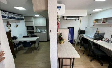 Se vende local comercial. Loca # 19