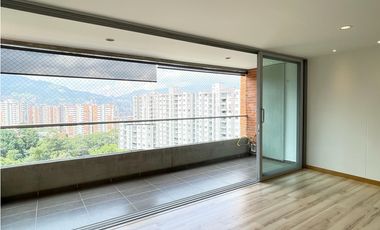 Apartamento en Arriendo Loma de Los Benedictinos Envigado