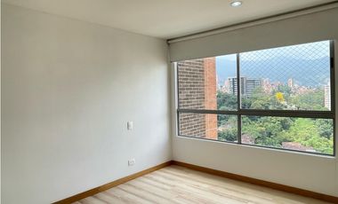Apartamento en Arriendo Loma de Los Benedictinos Envigado