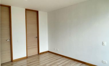 Apartamento en Arriendo Loma de Los Benedictinos Envigado