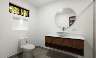 Arriendo Hermoso Apartaestudio tipo casa Envigado