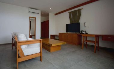 HOTEL Y ESPACIOS COMERCIALES DE EXCELENTE UBICACION