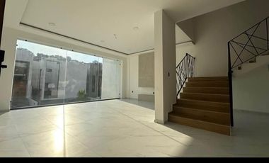 CASA EN VENTA CON SEGURIDAD EN VALLE ESCONDIDO, ATIZAPÁN DE ZARAGOZA