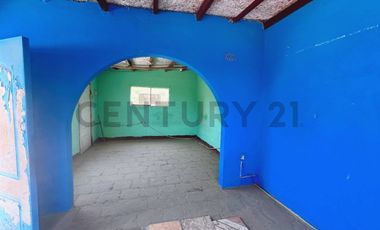 !Hermosa Casa de 3 Pisos en el Rímac! Ubicación Privilegiada Frente a Parque