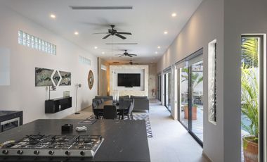 Villa de 4 recamaras con Alberca en Aldea Zama Tulum