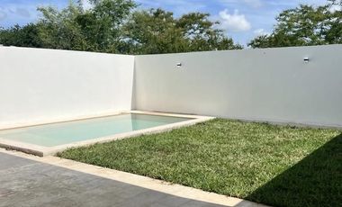 CASA EN VENTA EN PRIVADA