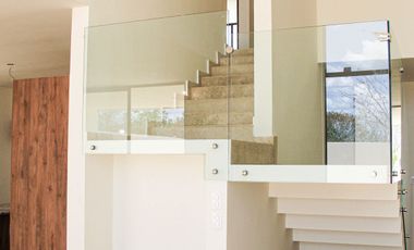 CASA EN VENTA EN PRIVADA