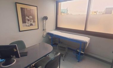 Oficina en arriendo para Centro Médico, 360 M2, Alameda & Estado, Stgo.