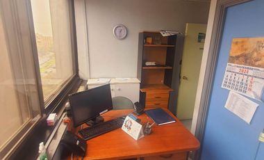 Oficina en arriendo para Centro Médico, 360 M2, Alameda & Estado, Stgo.