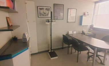Oficina en arriendo para Centro Médico, 360 M2, Alameda & Estado, Stgo.