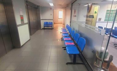 Oficina en arriendo para Centro Médico, 360 M2, Alameda & Estado, Stgo.