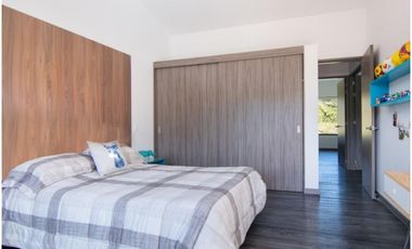 Moderna casa de 1 solo piso en El Retiro, sector Fizebad