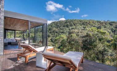 Vendo Espectacular Casa represa la Fe  el Retiro