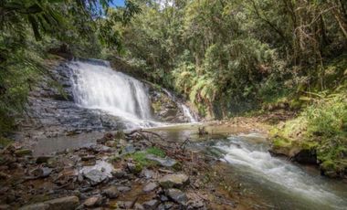 Vendo Espectacular Casa represa la Fe  el Retiro