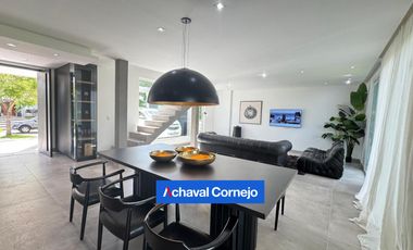 Casa en Puertos, Vistas con amplio jardín
