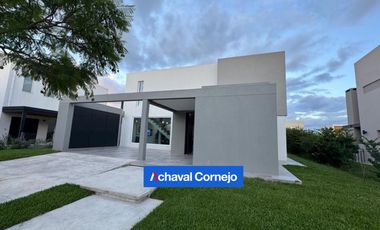 Casa en Puertos, Vistas con amplio jardín