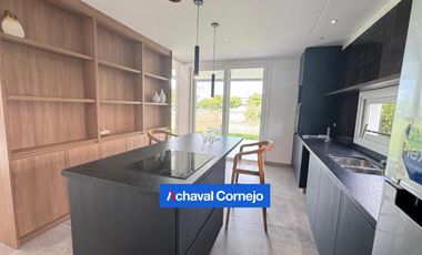 Casa en Puertos, Vistas con amplio jardín