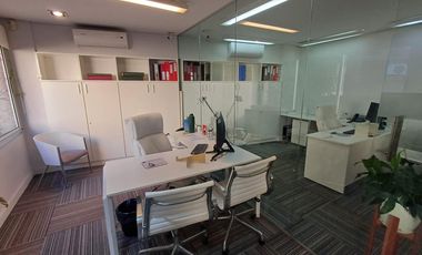 Oficina en  block en San Isidro