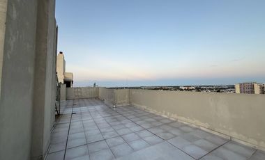 Departamento de tres ambientes con pileta a la venta en Avellaneda