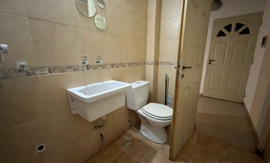 Alquiler 2 ambientes tipo Duplex - Avenida Crovara 400