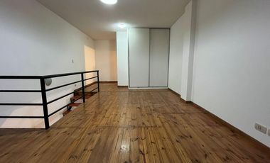 Alquiler 2 ambientes tipo Duplex - Avenida Crovara 400