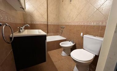 Alquiler 2 ambientes tipo Duplex - Avenida Crovara 400