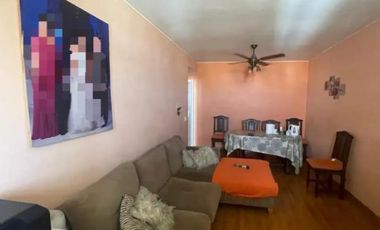 Departamento de tres ambientes con cochera a la venta en Torres Pueyrredon