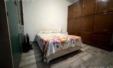 Venta casa 4 ambientes con patio en Wilde