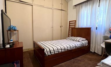 Venta casa 4 ambientes con patio en Wilde