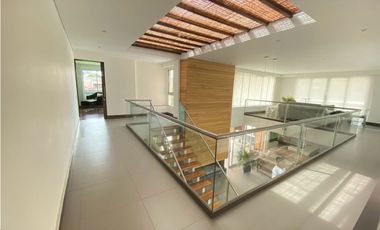 Casa para Arriendo Amoblado en Llanogrande