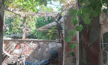 Casa en terreno de 300m2 totales