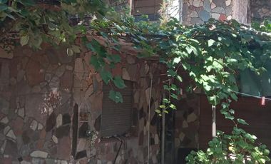 Casa en terreno de 300m2 totales