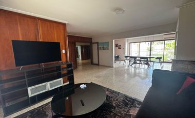 Cerro de las Rosas - Uso Comercial - 1 Planta - 370Mts2 Cub
