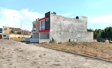 TERRENO HABITACIONAL EN  SANTA CRUZ DEL ASTILLERO