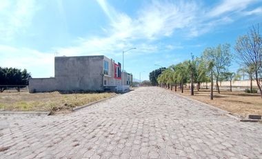 TERRENO HABITACIONAL EN  SANTA CRUZ DEL ASTILLERO