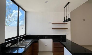 Venta de casa de una planta en Conkal dentro de privada