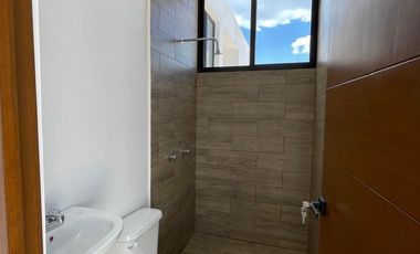 Venta de casa de una planta en Conkal dentro de privada