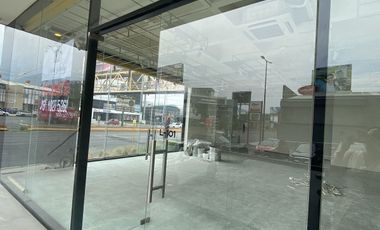 RENTA LOCAL SOBRE AV. EUGENIO GARZA SADA