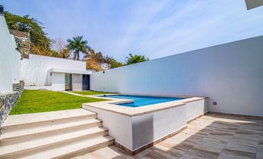 Casa en Fraccionamiento en Brisas Temixco - M2AI-839-Cs