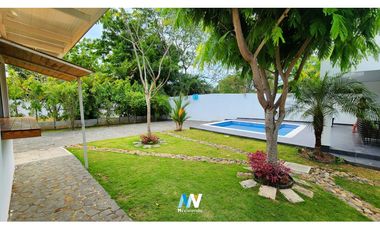 VENTA Casa de playa en Río Hato, San Carlos