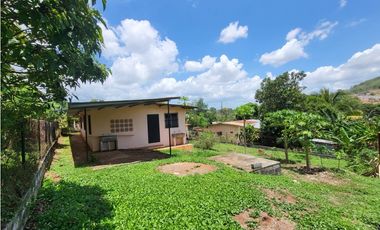 LA CHORRERA / GUDALUPE / 1,382M2 / DOS CASAS / 5 HABITACIONES