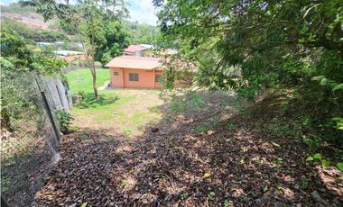 LA CHORRERA / GUDALUPE / 1,382M2 / DOS CASAS / 5 HABITACIONES