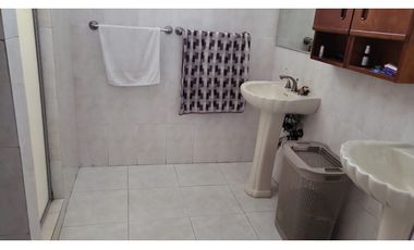 BETANIA / LA ALAMEDA / 2088M / DOS NIVELES  / PISCINA / 10 PARKIN