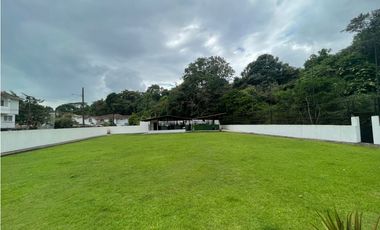 BETANIA / LA ALAMEDA / 2088M / DOS NIVELES  / PISCINA / 10 PARKIN
