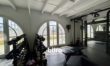 ACOGEDORA CASA EN ALQUILER DE ESTILO MEDITERRANEO EN SAN ISIDRO