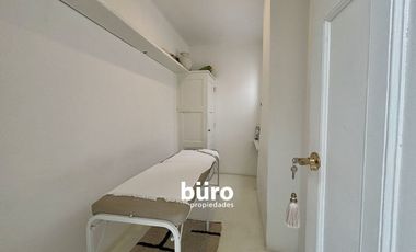 ACOGEDORA CASA EN ALQUILER DE ESTILO MEDITERRANEO EN SAN ISIDRO