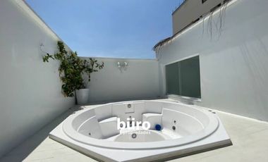 ACOGEDORA CASA EN ALQUILER DE ESTILO MEDITERRANEO EN SAN ISIDRO