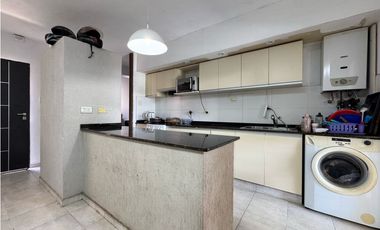 Venta casa San benito dos dormitorios cochera doble y pileta.
